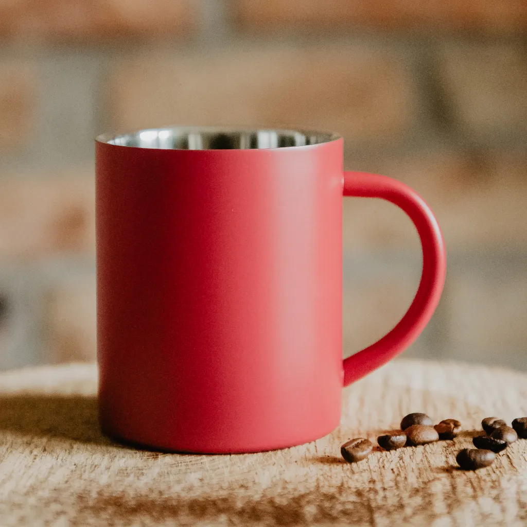 Kubek metalowy czerwony - własny projekt